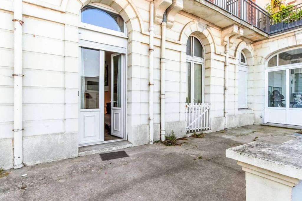 Juste La Plage - Studio Classe 3 Etoiles - Face A La Mer Houlgate Exterior foto